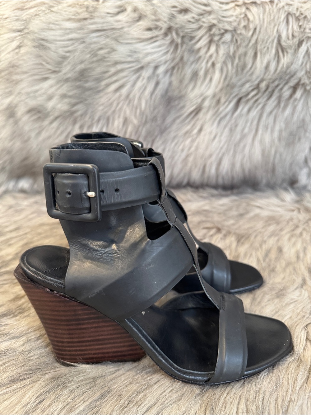10 Crosby Derek Lam Black Leather Strappy Wedge Sandals Size 5.5